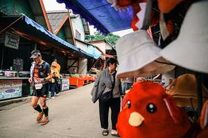 BIB: 
                            <button type="button" onclick="openModal(25510119)" class="btn btn-primary btn-sm float-right btn-popup" data-toggle="modal" data-target=".modal-high-quality">
                        <i class="fas fa-shopping-cart"></i> Add to Cart
                    </button>
                                            <button type="button" onclick="isThisMe(25510119, true)" class="btn btn-success btn-sm float-right btn-popup btn-isme hidden" data-toggle="tooltip" data-placement="bottom" title="นี่คือรูปของคุณใช่ไหม คลิกที่นี่เพื่อเอาเข้าอัลบั้ม">
                        <i class="fas fa-plus"></i> Add to album
                    </button>
                    <button type="button" onclick="isThisMe(25510119, false)" class="btn btn-warning btn-sm float-right btn-popup btn-isnotme hidden">
                        <i class="fas fa-ban"></i> Remove from album
                    </button>